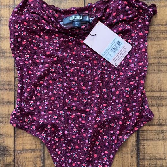 Missguided bodysuit in floral print - Picture 2 of 3